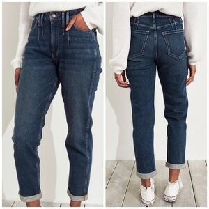 HOLLISTER Hi Rise Mom jeans size 26